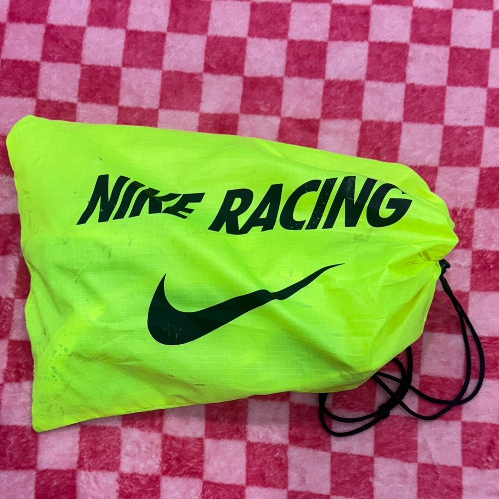 Nike Black and White Sprint Spikes With Bag - Picture 7 of 7
